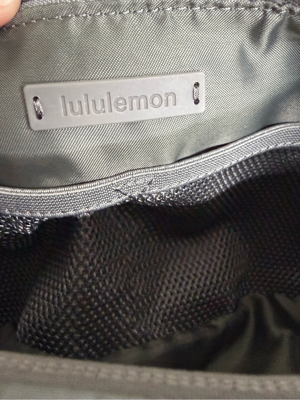 Lululemon Clean Lines Crossbody Bag - Olive Green - Picture 7 of 8